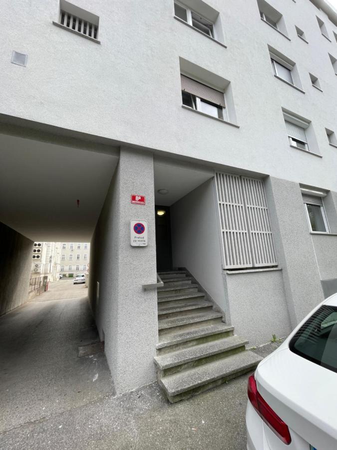 Studio With A View On City Center Park Marburgo Esterno foto